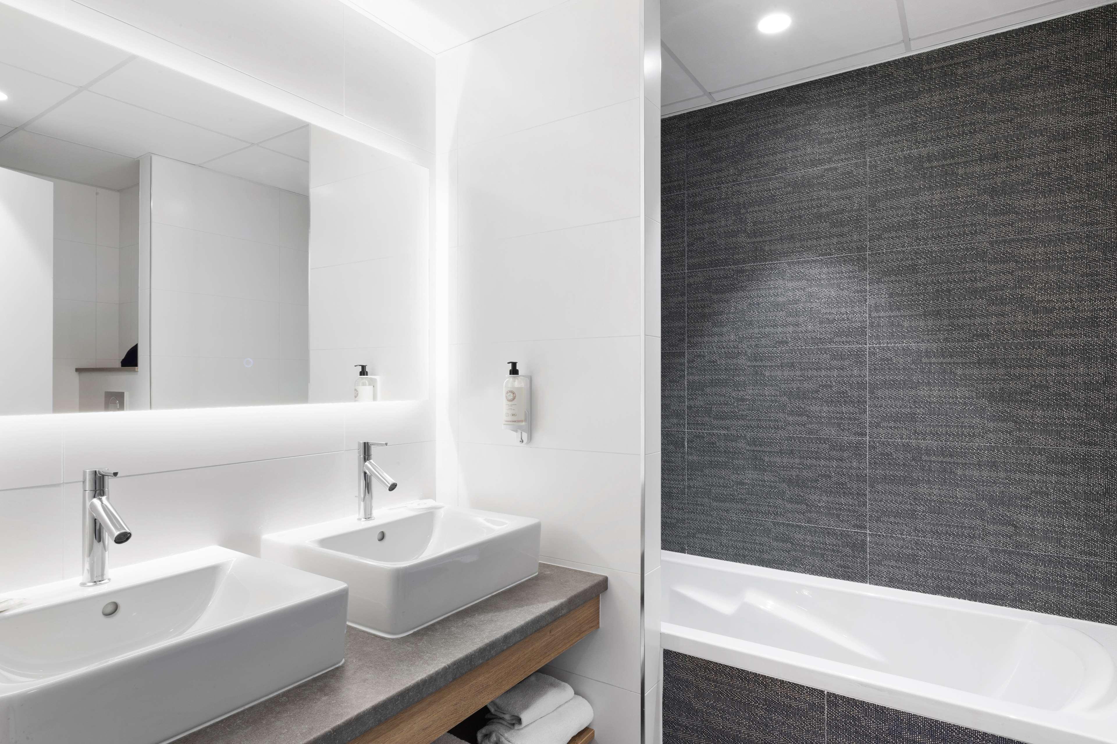 Best Western Hotel Dijon Quétigny מראה חיצוני תמונה